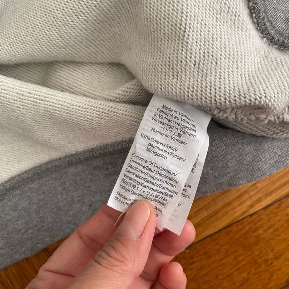 J. Crew Gray Sweatshirt Red & Black Square pattern Ruffleneck - Small - Picture 7 of 8